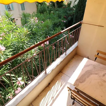 Apartment 2 Bedroom Branly
