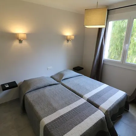 Apartment 2 Bedroom Branly *
